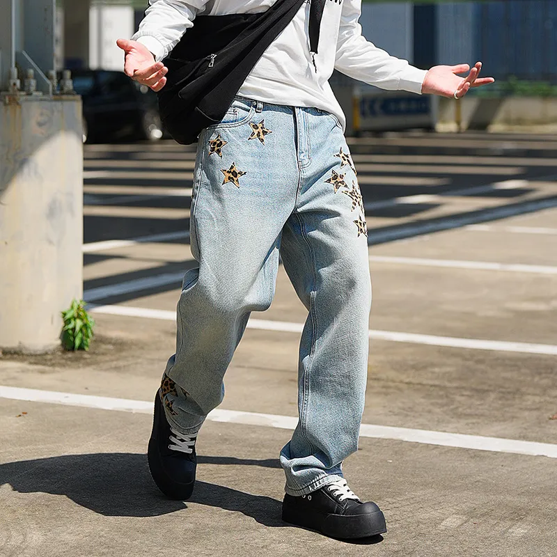 P270 💰 (Top version) chrome hearts ss25 blue star leopard print leather denim workwear logging pants. Styles with different wash textures, very friendly to people with thin legs and thick legs. The slightly flared version is very flattering to the leg shape. Moderate length that never goes out of style, easy and casual to match, basic styling for various styles, a must-have in the wardrobe! The fabric is stiff but also makes the upper body soft without losing texture. The washing process is even more perfect. It is a must-have item for everyone! ! !   Color: blue Size: 30-32-34-36 30 32 34 36 Waist circumference 80 85 90 95 Sitting circumference 105 110 135 120 Foot opening 46 47 48 49 External length 102 103 104 105